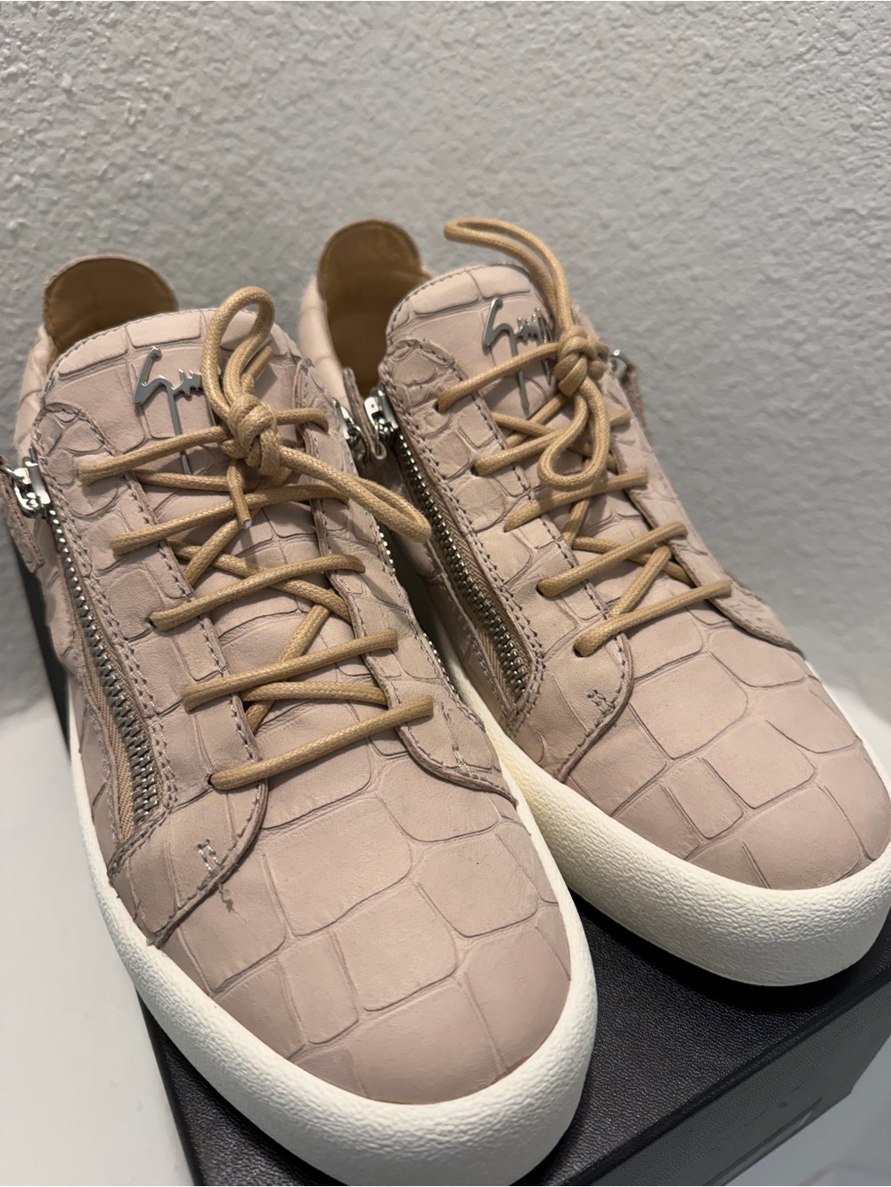 Giuseppe Zanotti Blush Croc-Embossed Leather Sneakers